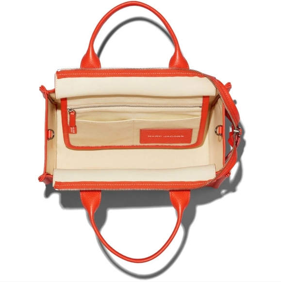 Marc JacobsThe Leather Medium Tote bag NWT! - Picture 6 of 7